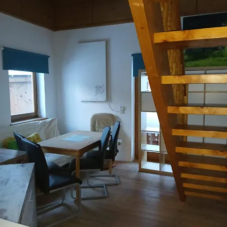 Permadieshof L Hostel